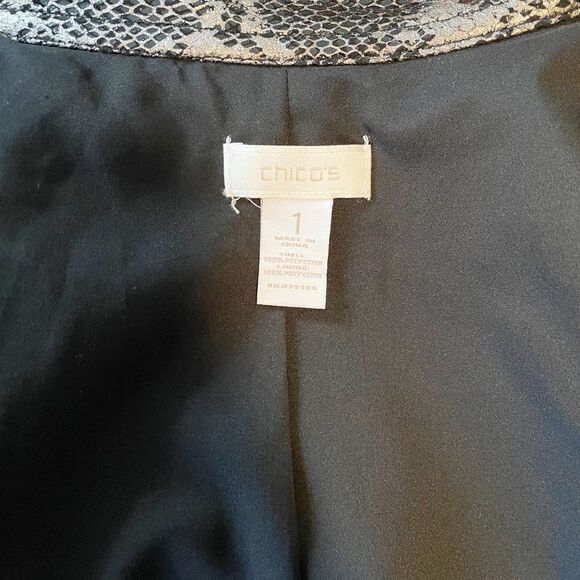 Chico's Faux Snakeskin Embossed Black Silver Metallic Jacket Blazer Size 1 US 8 - Picture 5 of 8